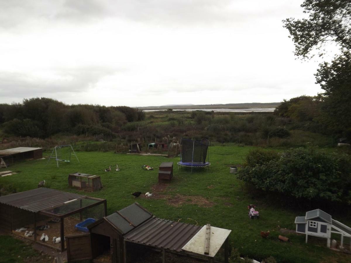Вилла Marsh Water Ponds Fishery Kidwelly Экстерьер фото
